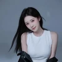Diễn viên Lý Tư Nguyên