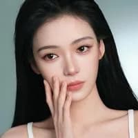 Diễn viên Hứa Tinh Hòa (许星禾)