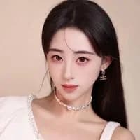 Diễn viên 曲岩