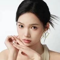 Diễn viên Lưu Tử Lân (刘紫琳)