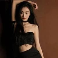 Diễn viên Hà Trân Ni (何珍妮)