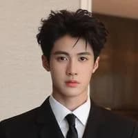Diễn viên Dương Bằng Thừa