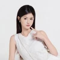 Diễn viên Hạ Tình