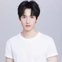 Diễn viên Vương Quyết Tỉ (王珏玺)