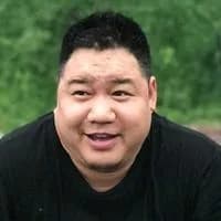 Diễn viên Ân Chí Vĩ