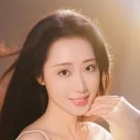 Diễn viên Viên Thiên Tuyết (袁千雪)