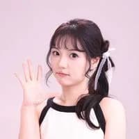 Diễn viên Kỷ Hiểu Thất