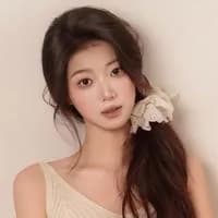 Diễn viên 奕奕
