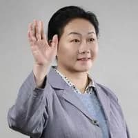 Diễn viên 艾伶