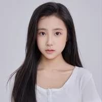 Diễn viên 杨曼聆
