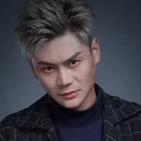 Diễn viên Lưu Thiết Trụ (刘铁柱)