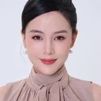 Diễn viên 郑啟姿