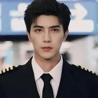 Diễn viên Lý Bách Ngôn (李柏言)